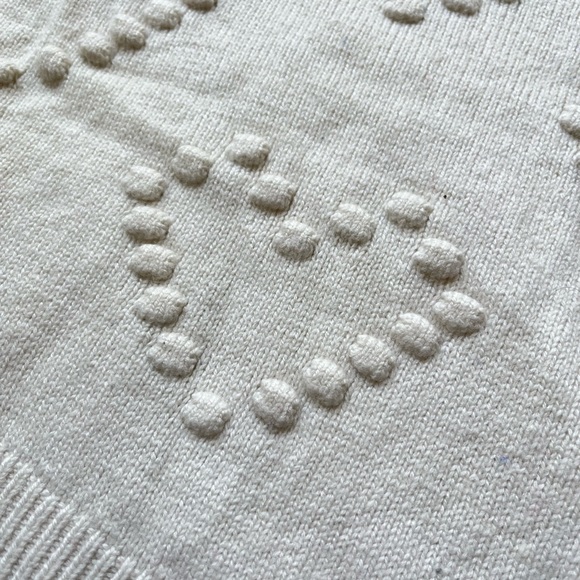 NWOT Off White Scalloped High Neck Hearts Sweater - Picture 6 of 8